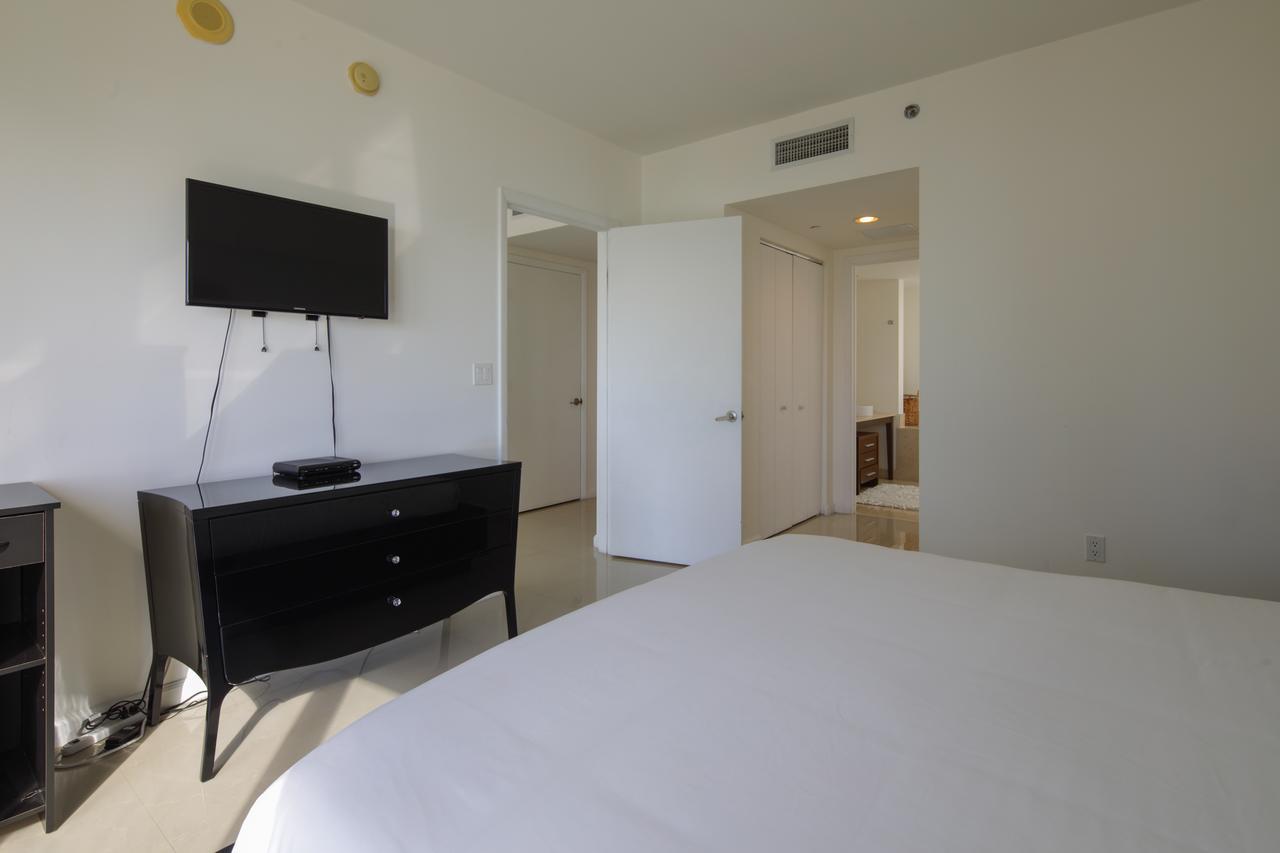 Miami Icon Brickel Luxury Condo Exterior photo